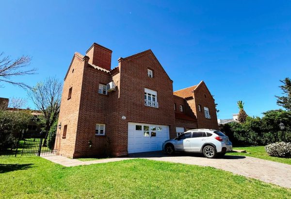 photo_2025-10-08_14-16-56