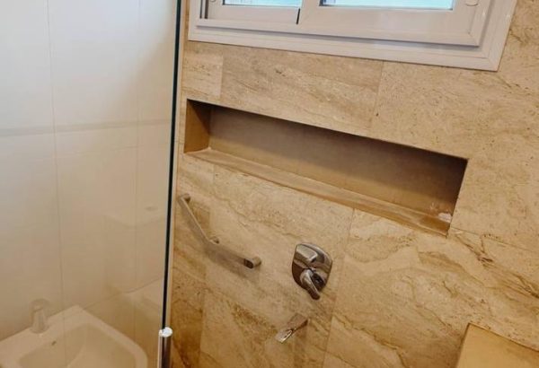 photo_4990271722280300146_y