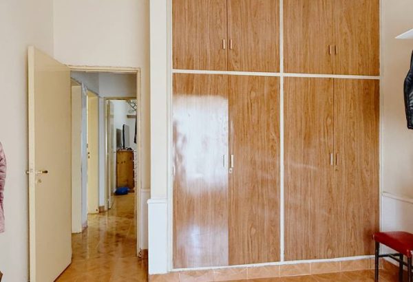 photo_5030852046466690589_y