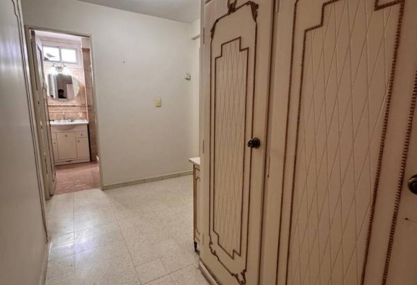 photo_5143120743532442444_y