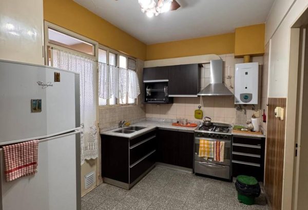 photo_5143120743532442452_y