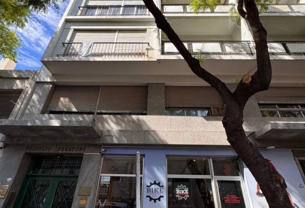 photo_5143222547142258314_y